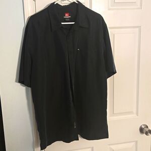 Mens size xl button down quicksilver shirt